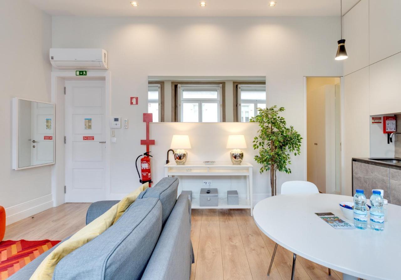 Tiara Downtown Apartments By Da'Home Porto Eksteriør billede