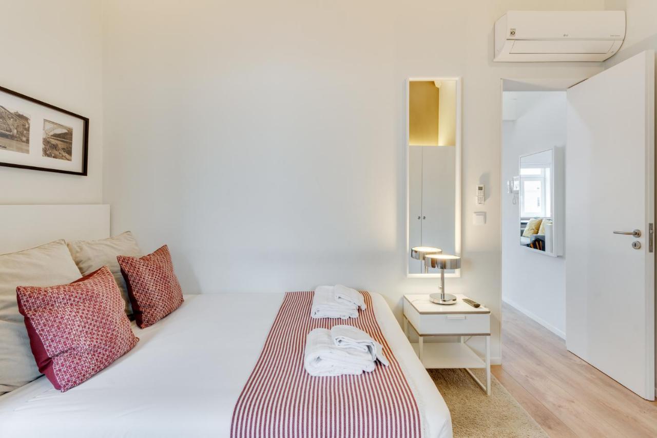 Tiara Downtown Apartments By Da'Home Porto Eksteriør billede