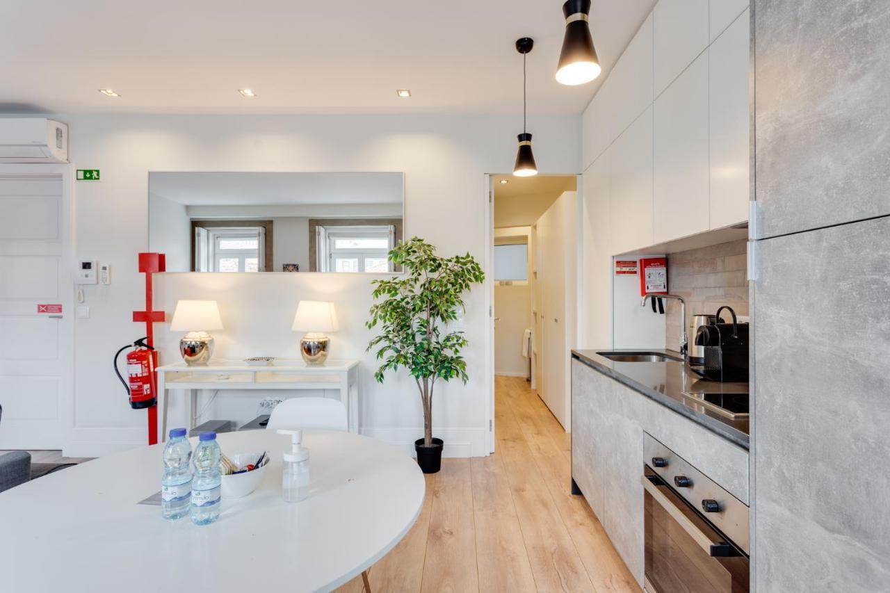 Tiara Downtown Apartments By Da'Home Porto Eksteriør billede