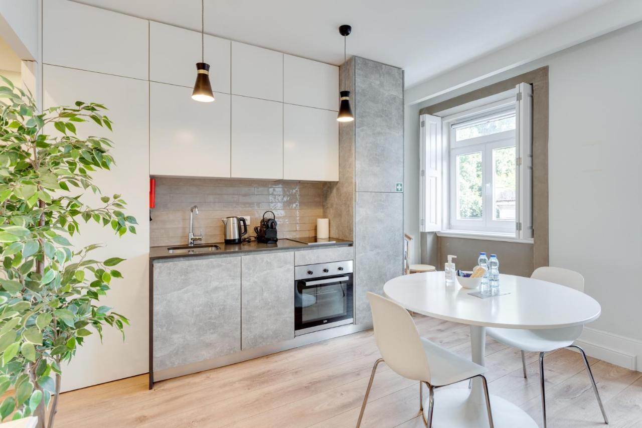 Tiara Downtown Apartments By Da'Home Porto Eksteriør billede